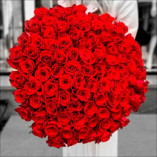 Bouquet of 101 red roses 80 cm. in Tallinn with delivery